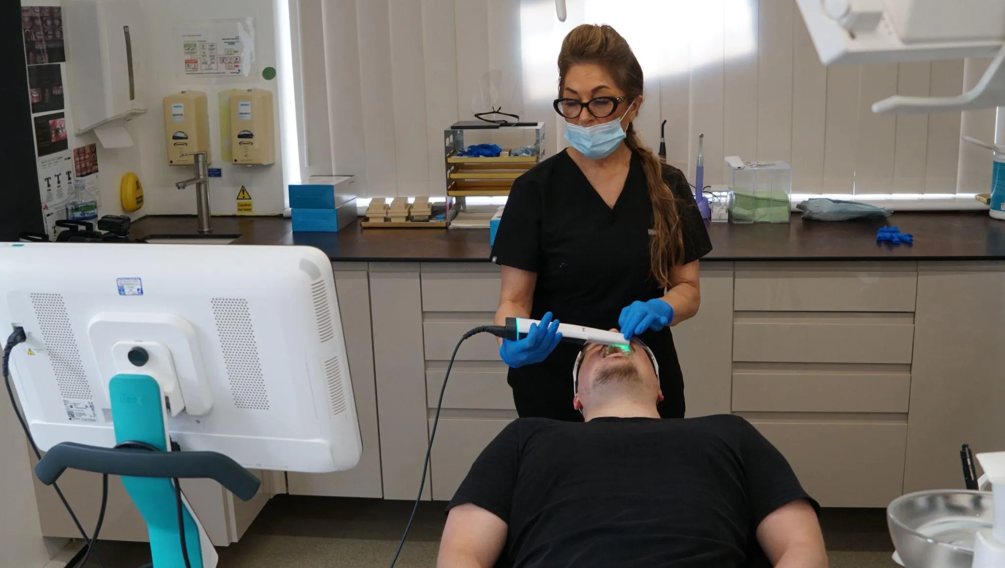 iTero digital scan during Invisalign planning