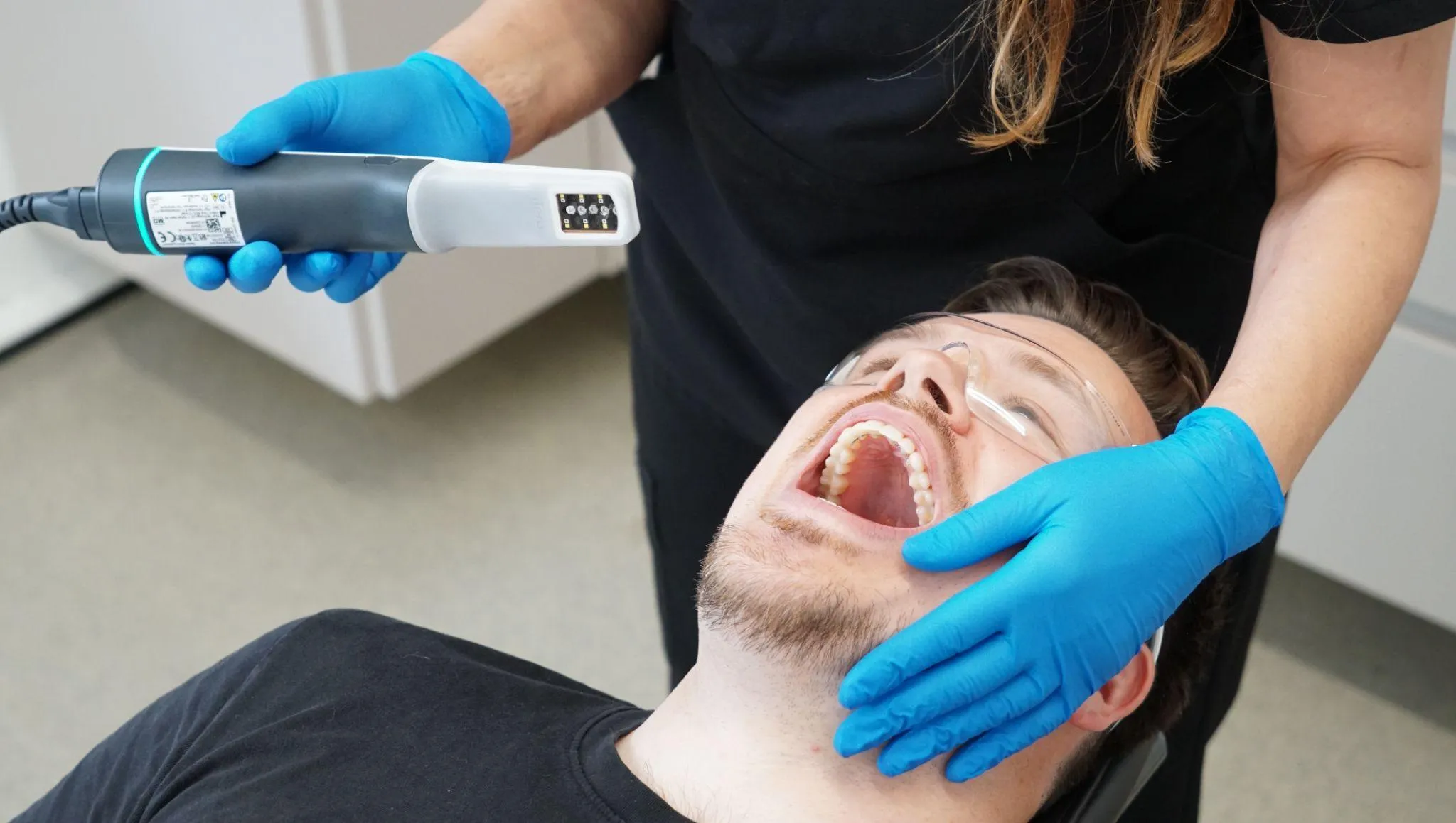 Intraoral scanning for clear aligner treatment